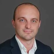 Михаил Сафонов