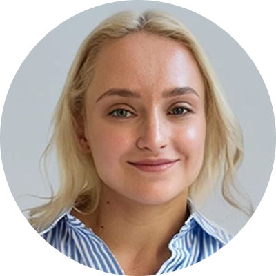  Анна Казначеева 